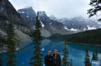Mirante de observação do magnífico Lake Moraine, na região de Lake Louise, em Alberta, no Canadá